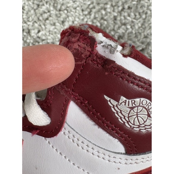 Jordan 1 Retro High OG Artisanal Team‎ Red Sneaker Youth 1.5Y Read - Picture 6 of 9